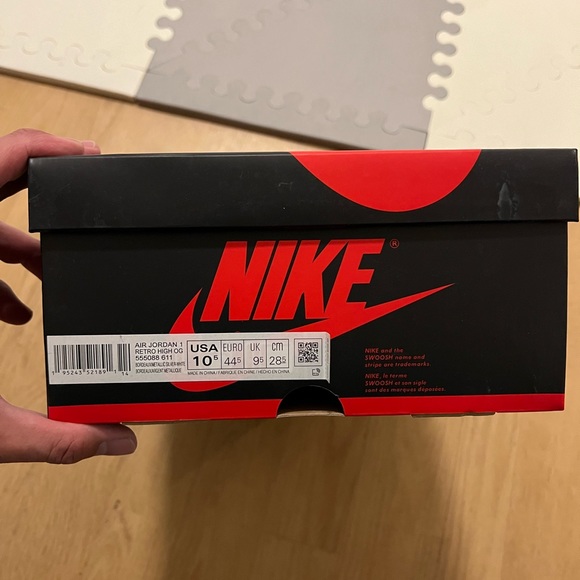 Jordan 1 High Retro “Bordeaux” size 10.5 - Picture 6 of 6